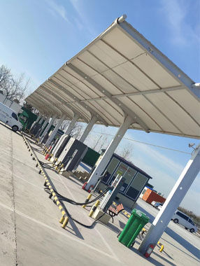 新鄭旭電通新能源維也納酒店充電站